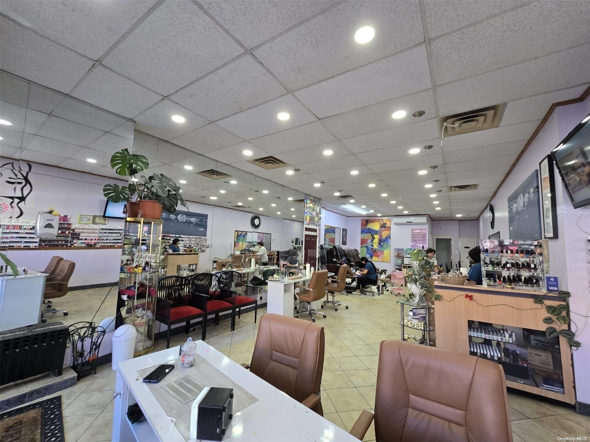 #3 photo, 36-14 Ditmars Boulevard, Astoria , NY 11105