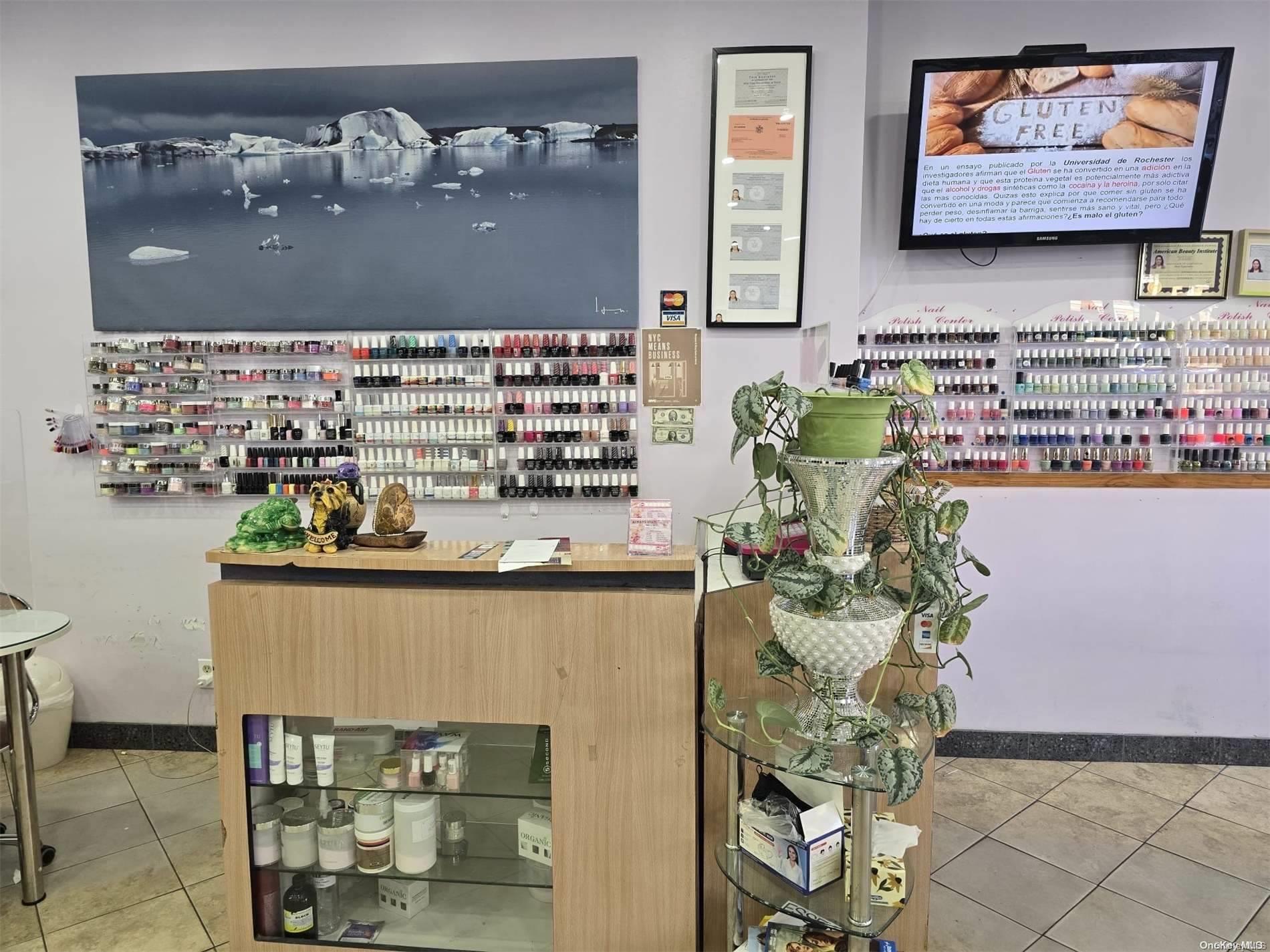 #5 photo, 36-14 Ditmars Boulevard, Astoria , NY 11105