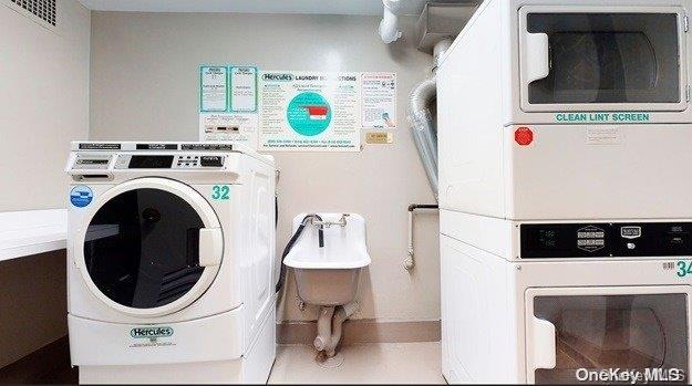 #15 photo, 111-20 73 Ave, Forest Hills , NY 11375