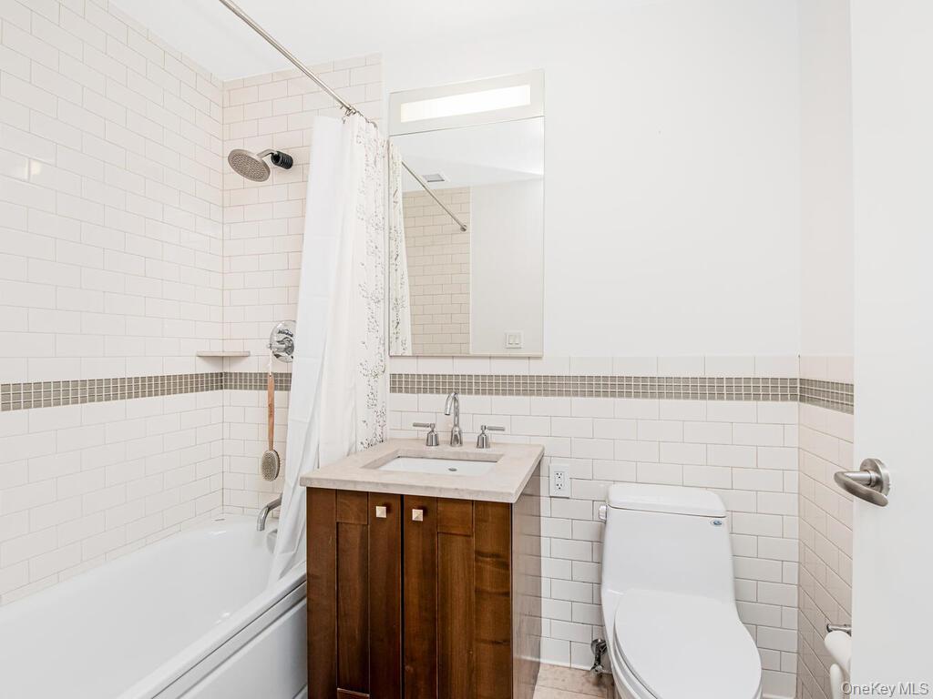 #12 photo, 640 W 237th Street, ブロンクス区 Bronx , NY 10463