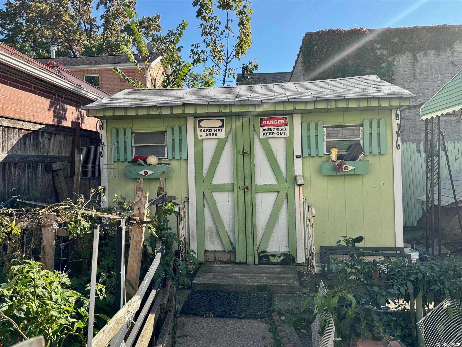 #4 photo, 164-12 75th Road, Fresh Meadows , NY 11366