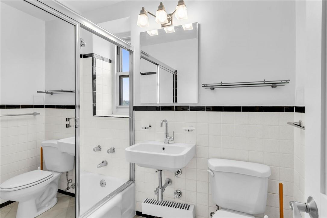 #12 photo, 3935 Blackstone Avenue, ブロンクス区 Bronx , NY 10471