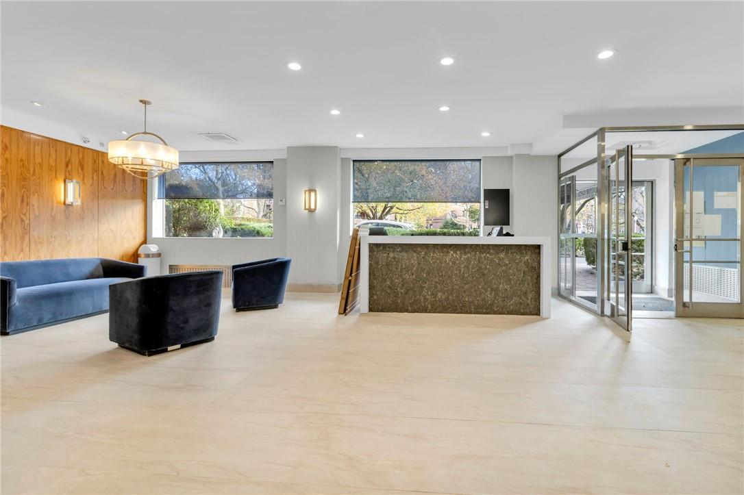 #15 photo, 3935 Blackstone Avenue, ブロンクス区 Bronx , NY 10471