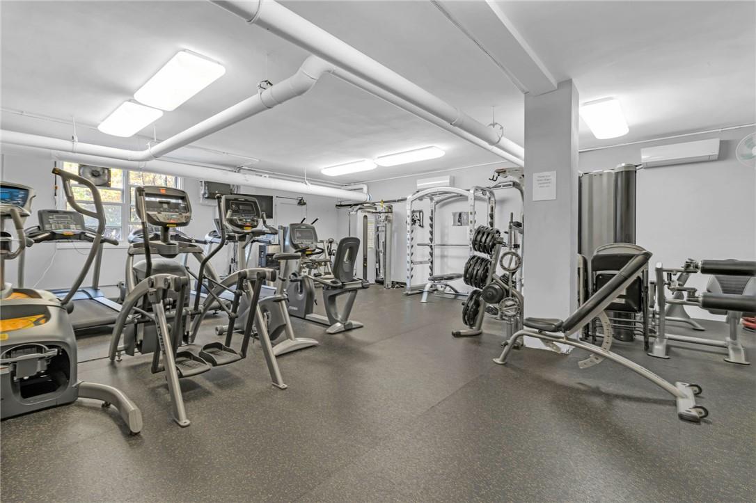 #16 photo, 3935 Blackstone Avenue, ブロンクス区 Bronx , NY 10471