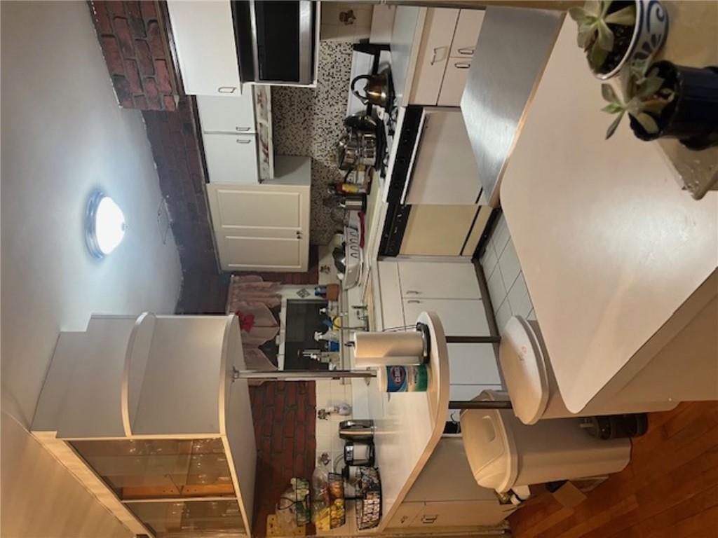 #4 photo, 3613 Paulding Avenue, Bronx , NY 10469