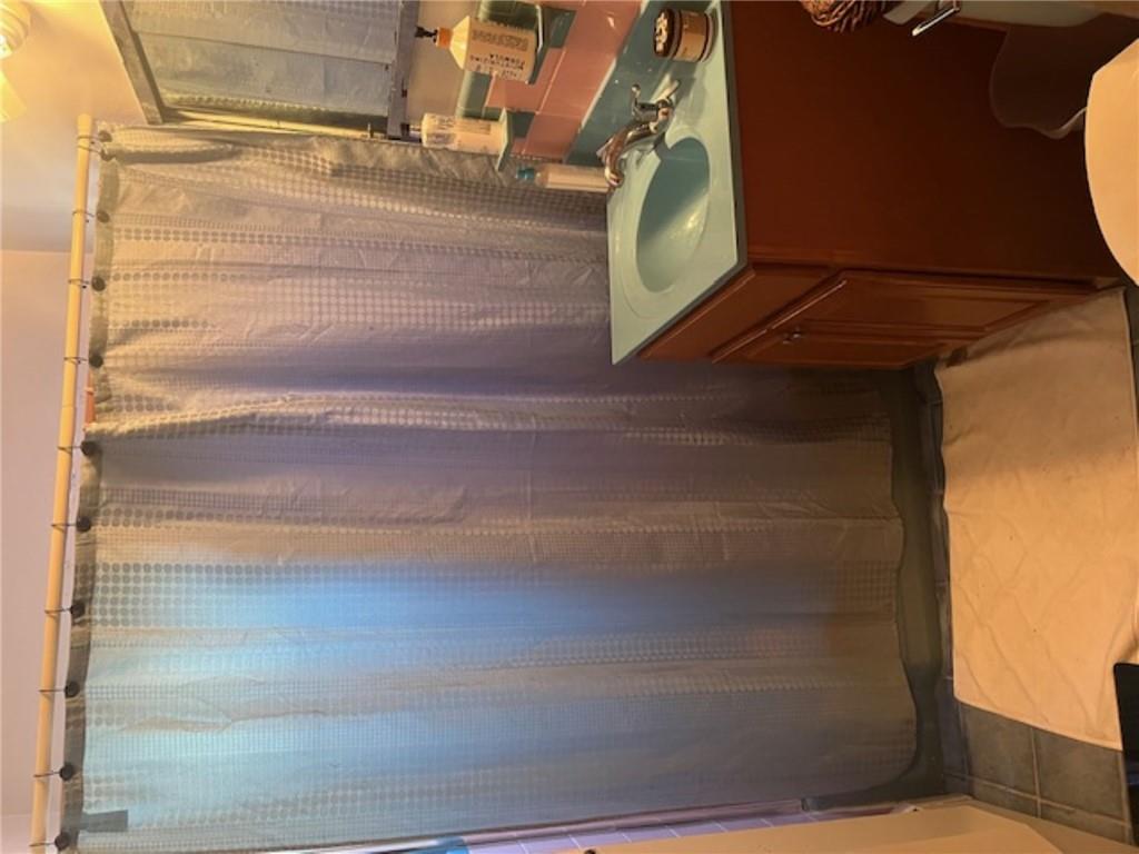 #5 photo, 3613 Paulding Avenue, Bronx , NY 10469