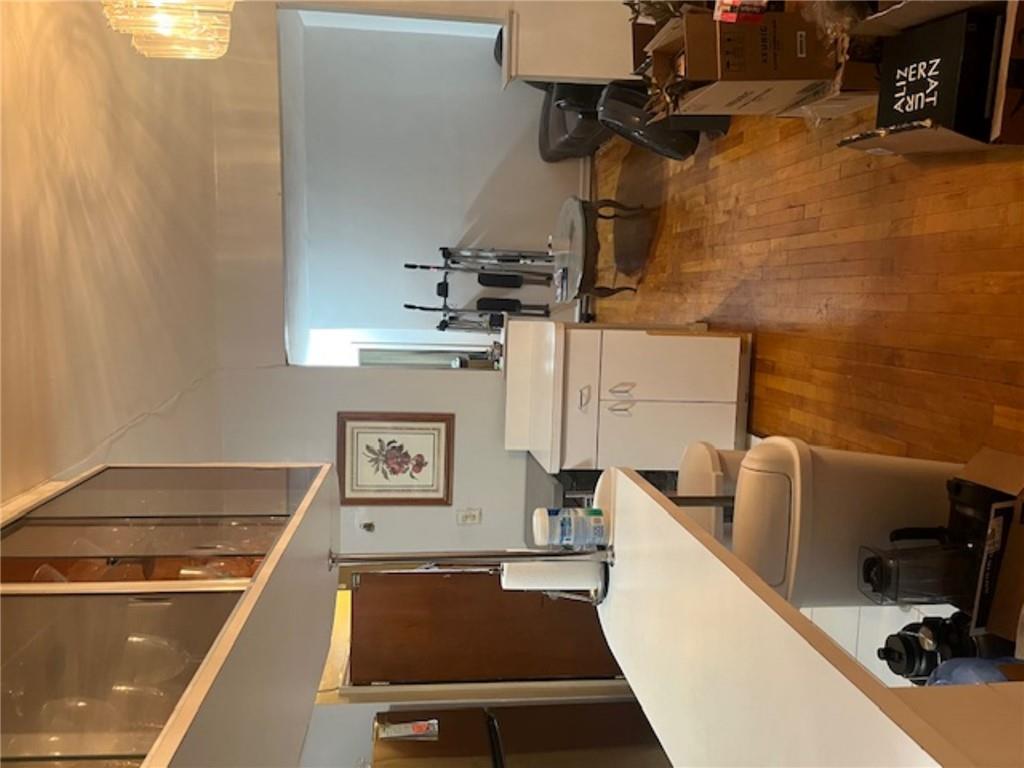 #6 photo, 3613 Paulding Avenue, Bronx , NY 10469