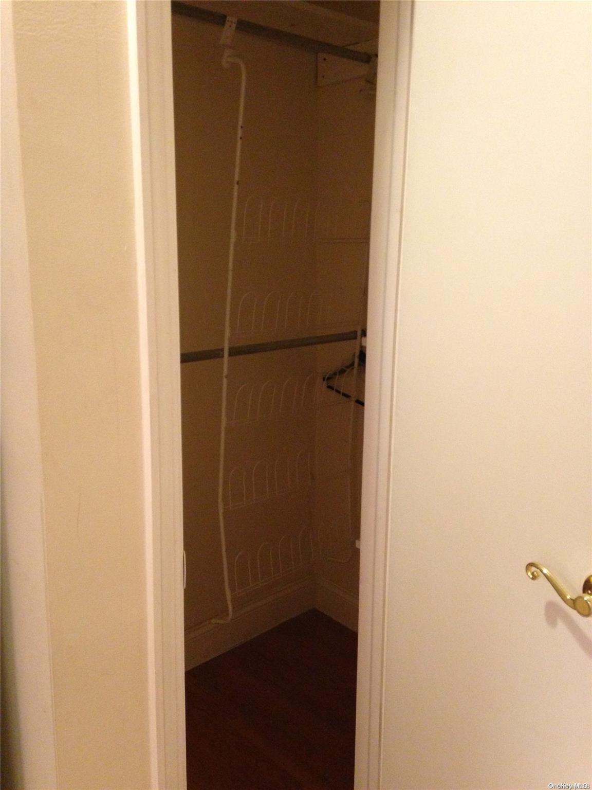 #10 photo, 15 Canterbury, ナッソー郡 Great Neck Plaza , NY 11021