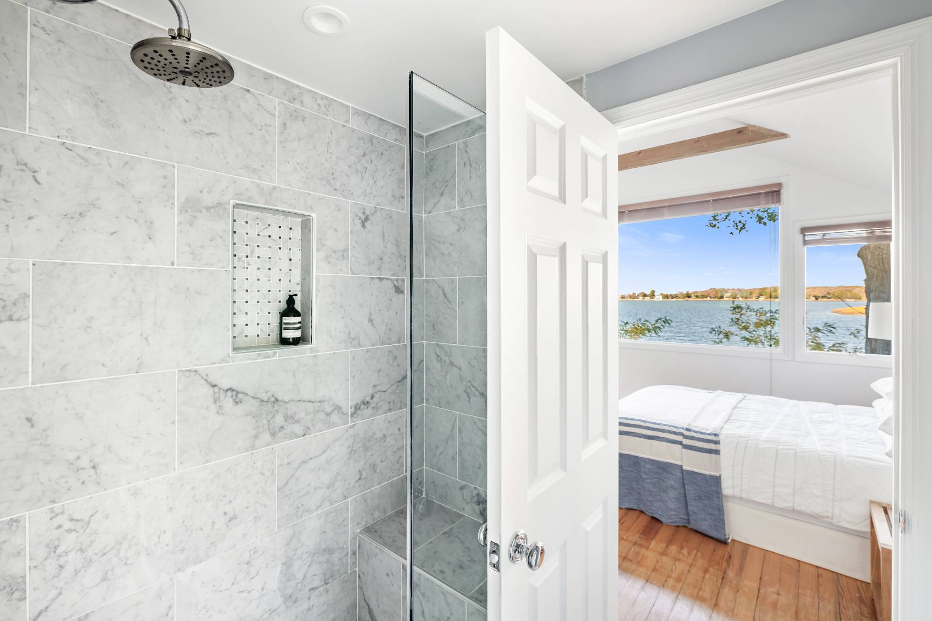 #16 photo, 70 Cedar Avenue, サフォーク郡 Southampton , NY 11968