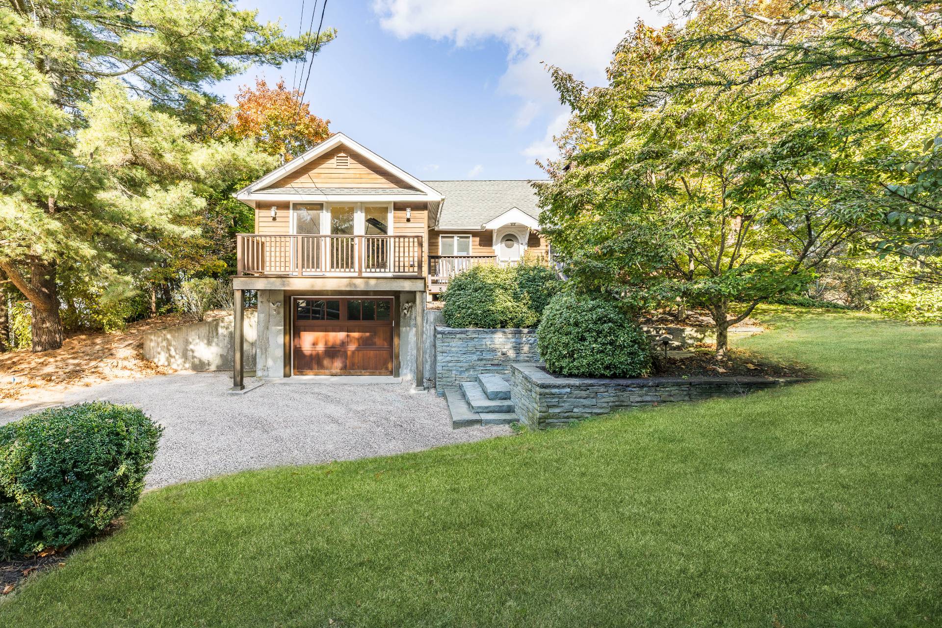 #19 photo, 70 Cedar Avenue, サフォーク郡 Southampton , NY 11968