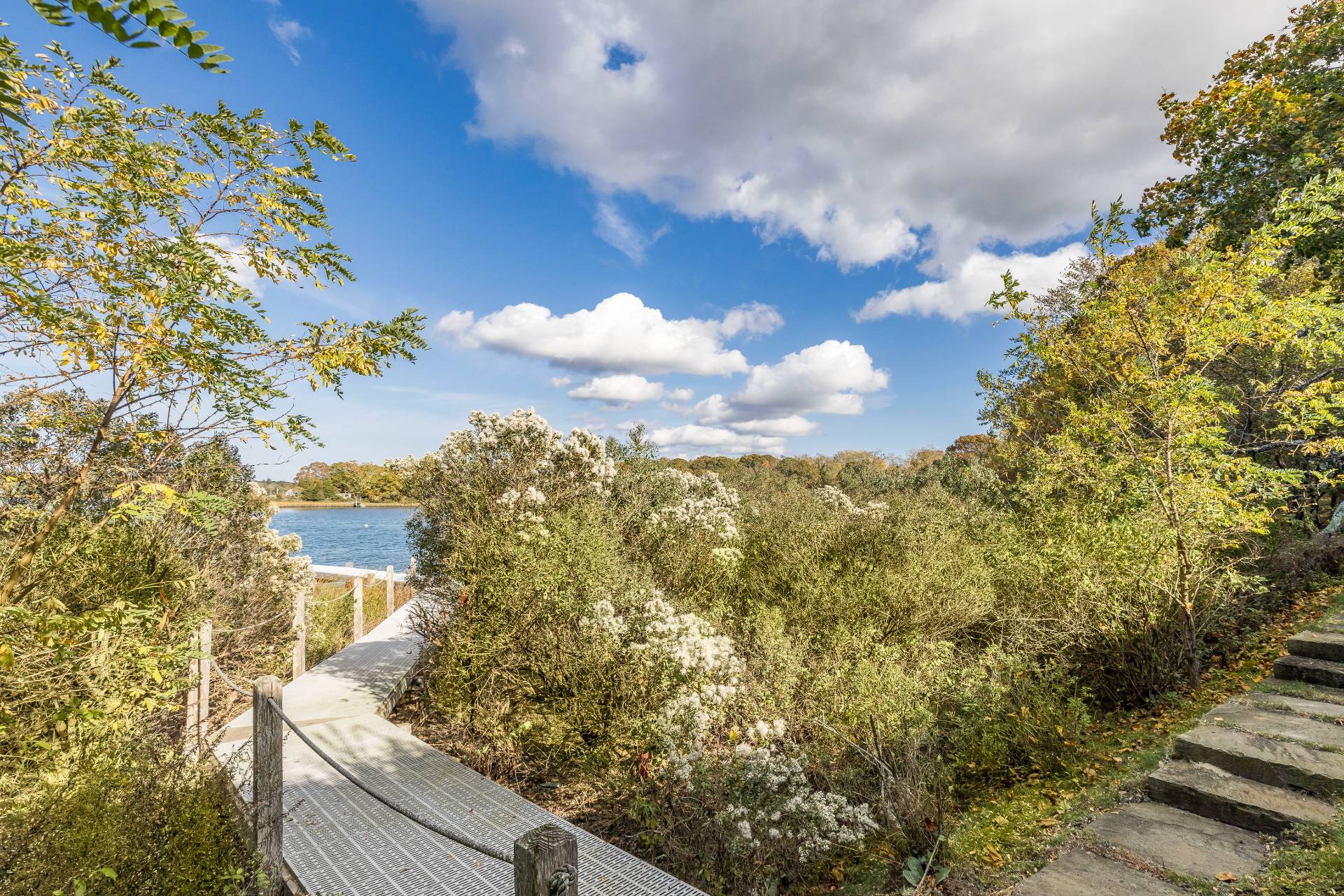 #21 photo, 70 Cedar Avenue, サフォーク郡 Southampton , NY 11968