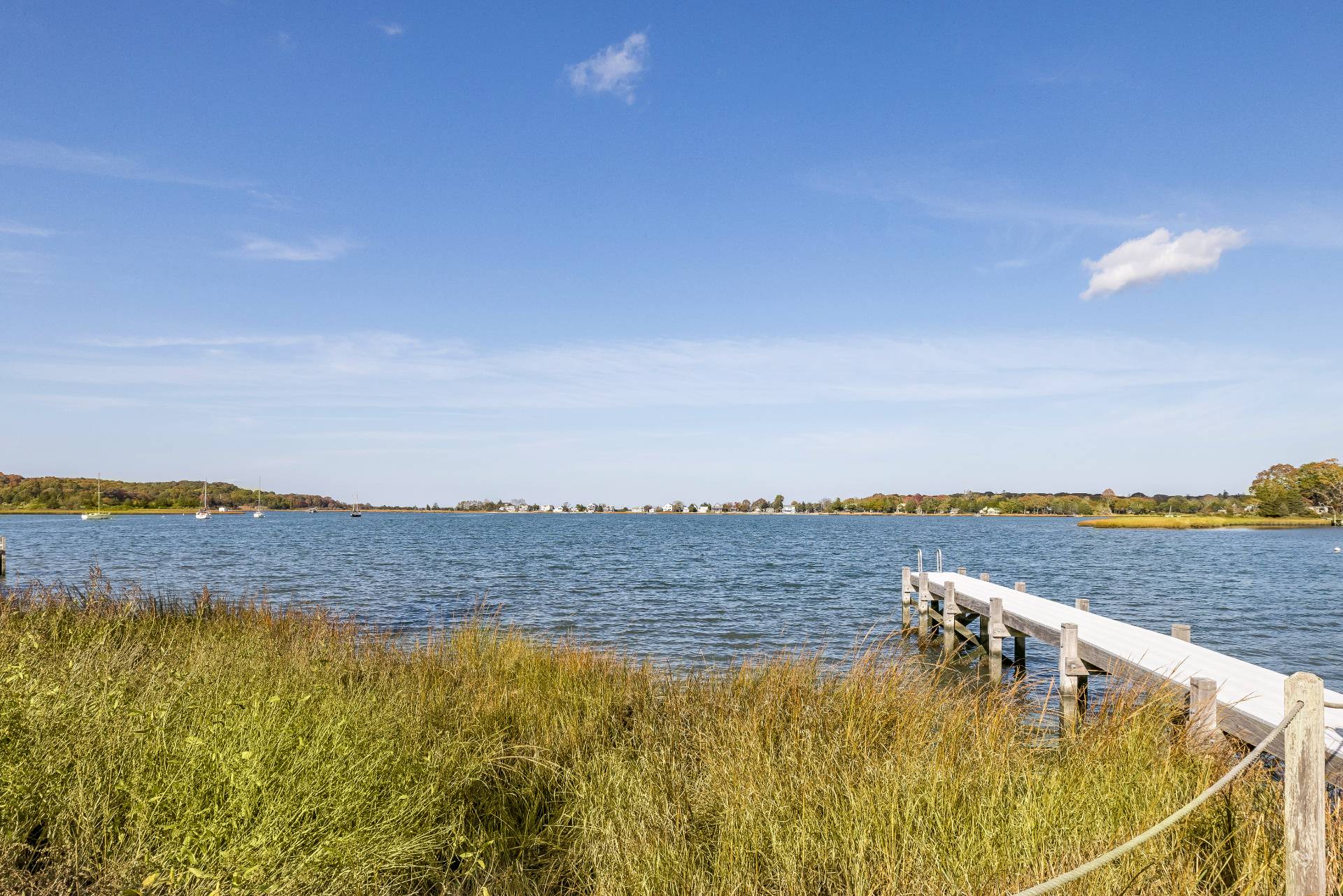 #23 photo, 70 Cedar Avenue, サフォーク郡 Southampton , NY 11968