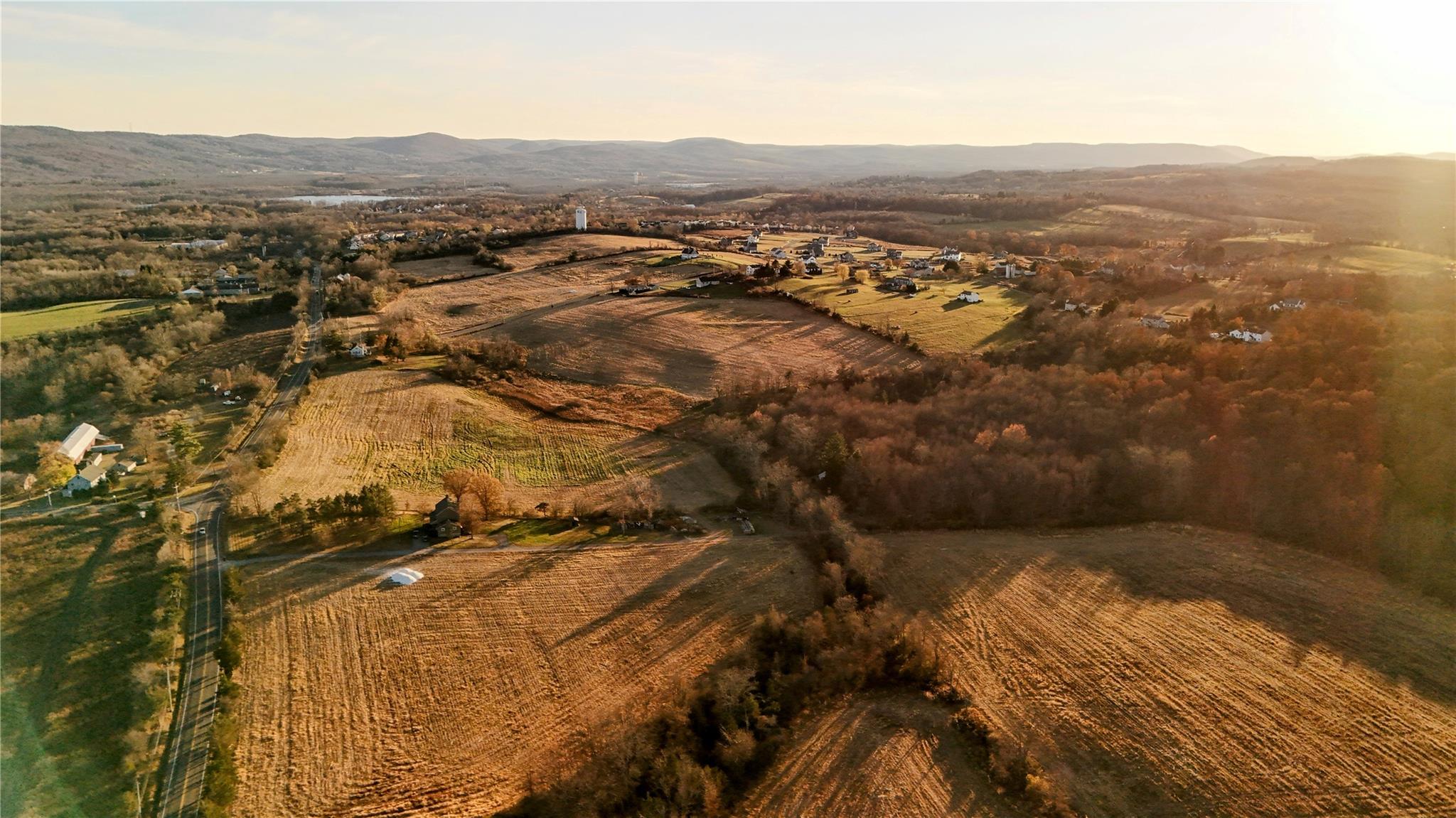 #11 photo, Kings Highway, Sugar Loaf , NY 10918