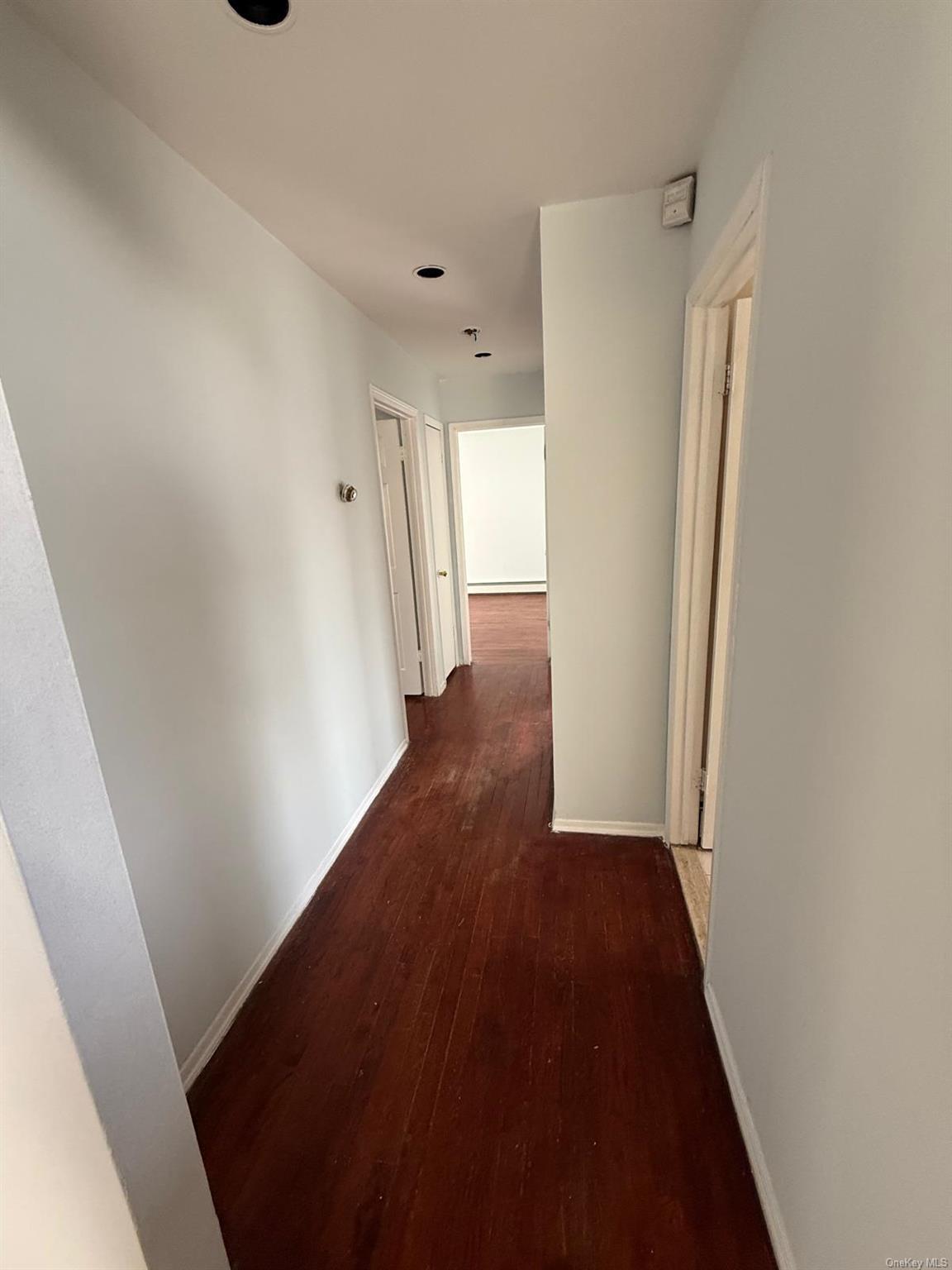 #16 photo, 51 Manor Road, 롱 아일랜드 Valley Stream , NY 11580