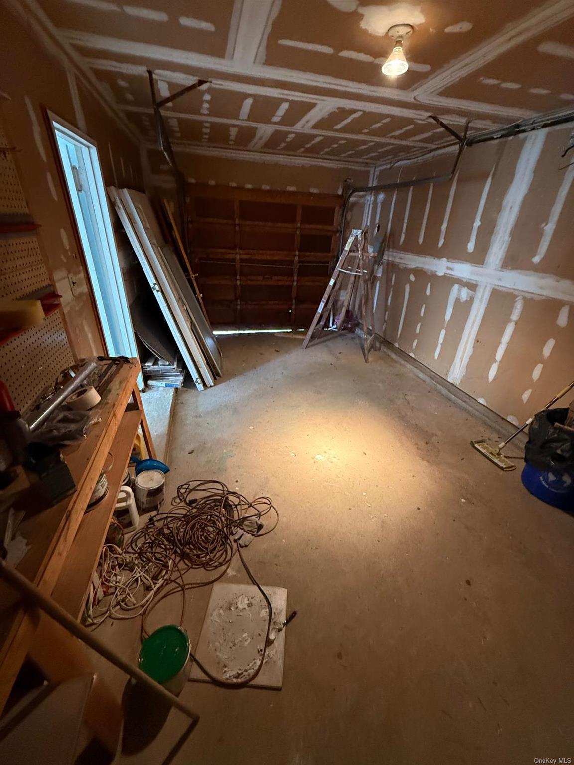 #4 photo, 51 Manor Road, 롱 아일랜드 Valley Stream , NY 11580