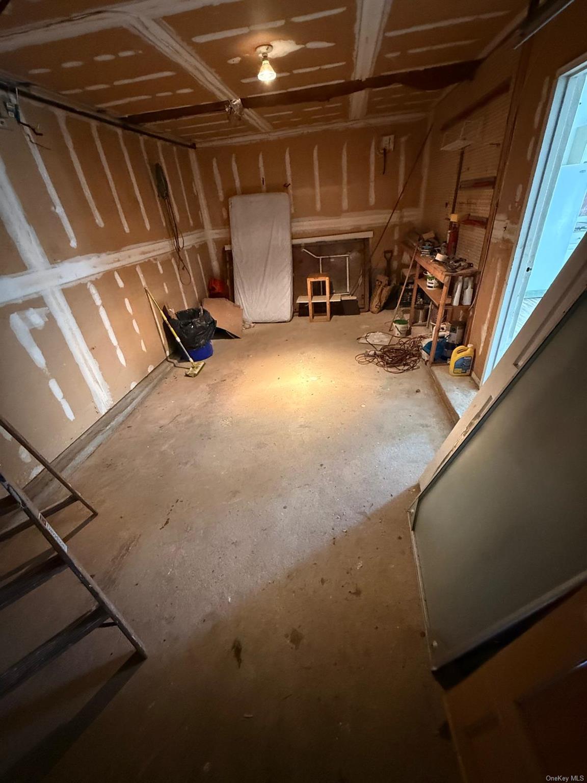 #5 photo, 51 Manor Road, 롱 아일랜드 Valley Stream , NY 11580