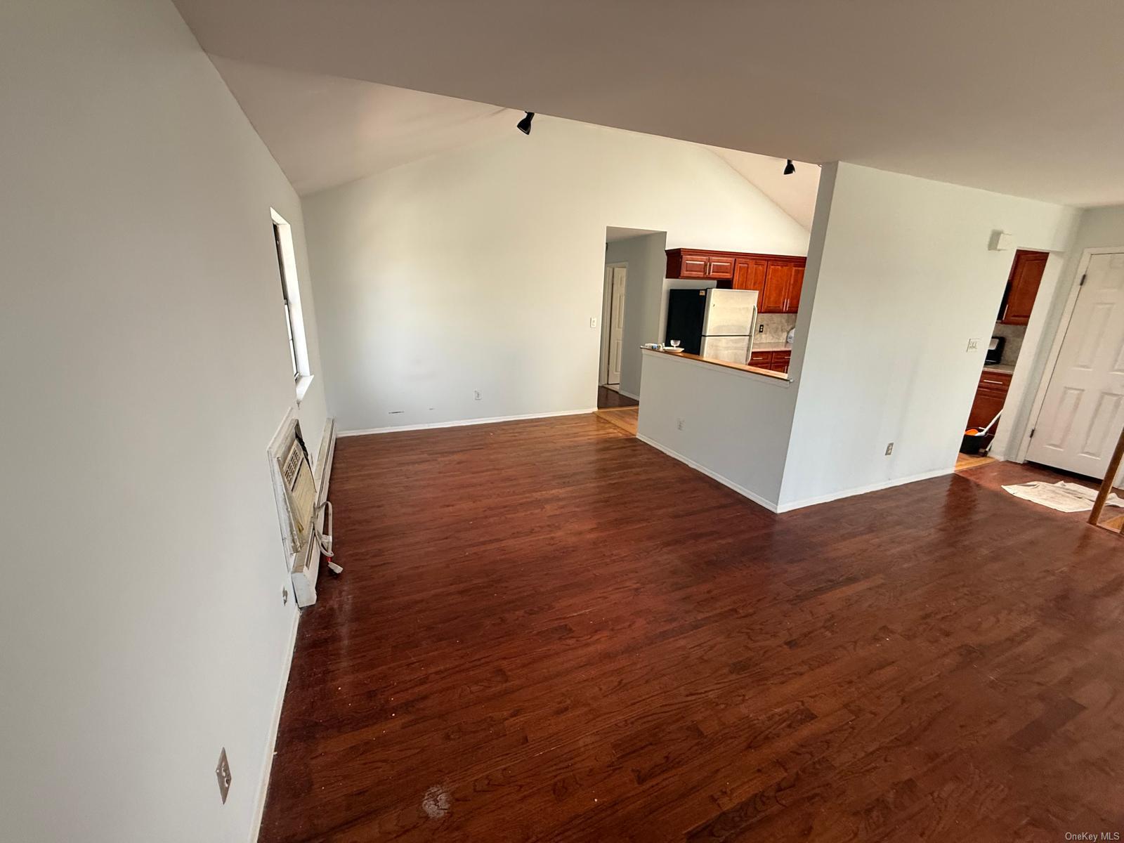 #7 photo, 51 Manor Road, 롱 아일랜드 Valley Stream , NY 11580