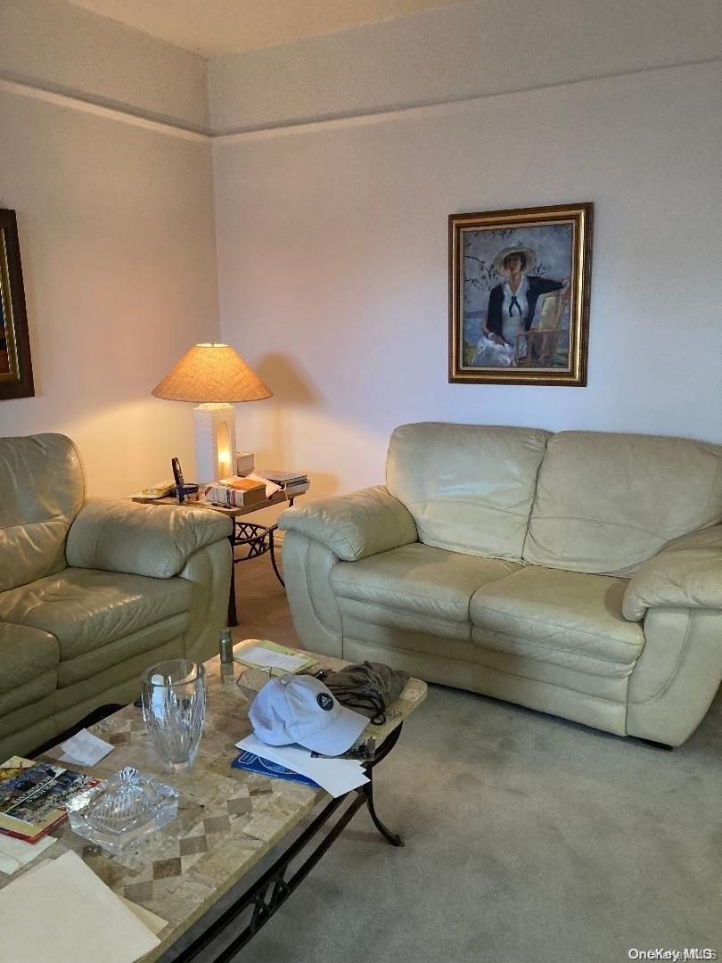 #3 photo, 78-14 Austin Street, كوينز Forest Hills , NY 11375