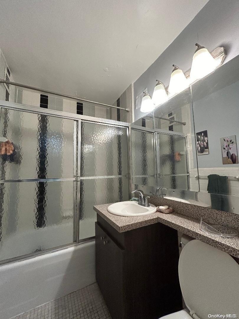 #18 photo, 17-85 215 Street, クイーンズ区 Bayside , NY 11360