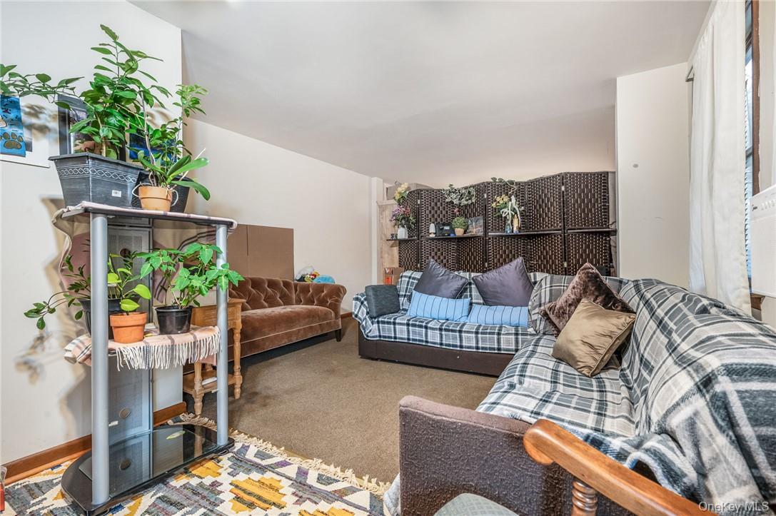 #6 photo, 865 Commerce Street, Thornwood , NY 10594