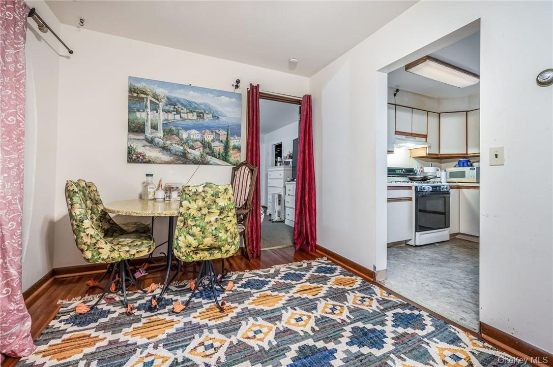 #8 photo, 865 Commerce Street, Thornwood , NY 10594