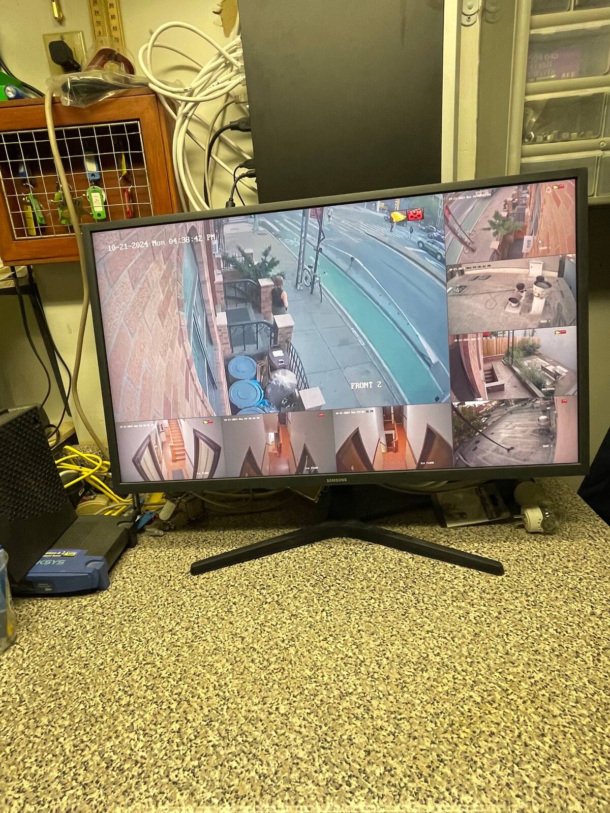 #24 photo, 340 McGuinness Blvd., ブルックリン区 Greenpoint , NY 11222