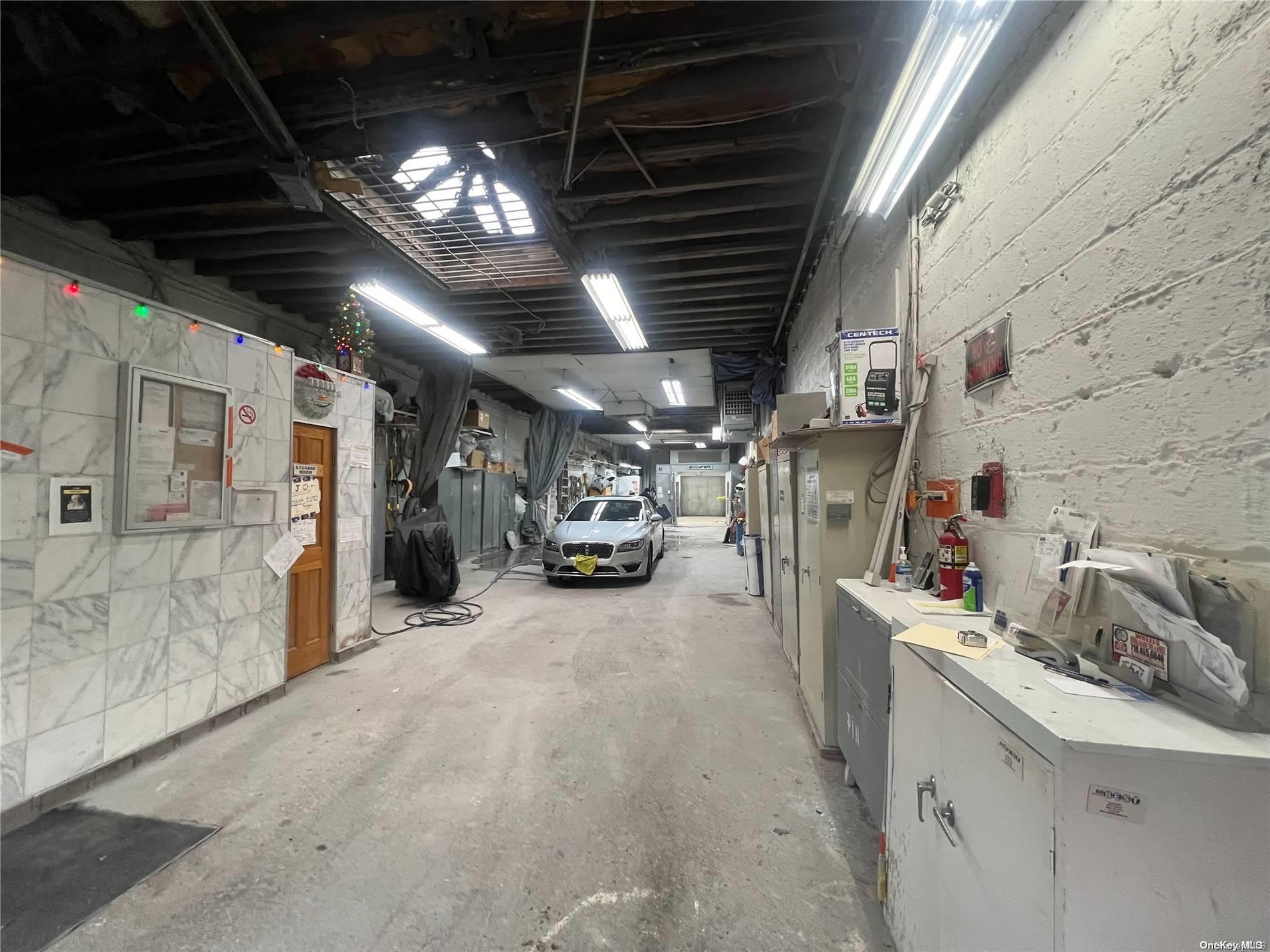 #10 photo, 148-21 Liberty Avenue, クイーンズ区 Jamaica , NY 11435