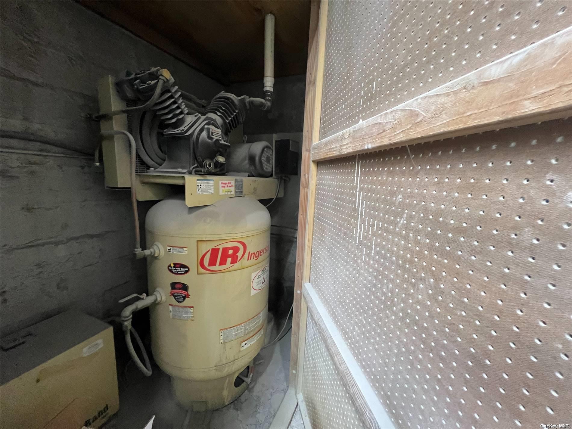 #9 photo, 148-21 Liberty Avenue, クイーンズ区 Jamaica , NY 11435