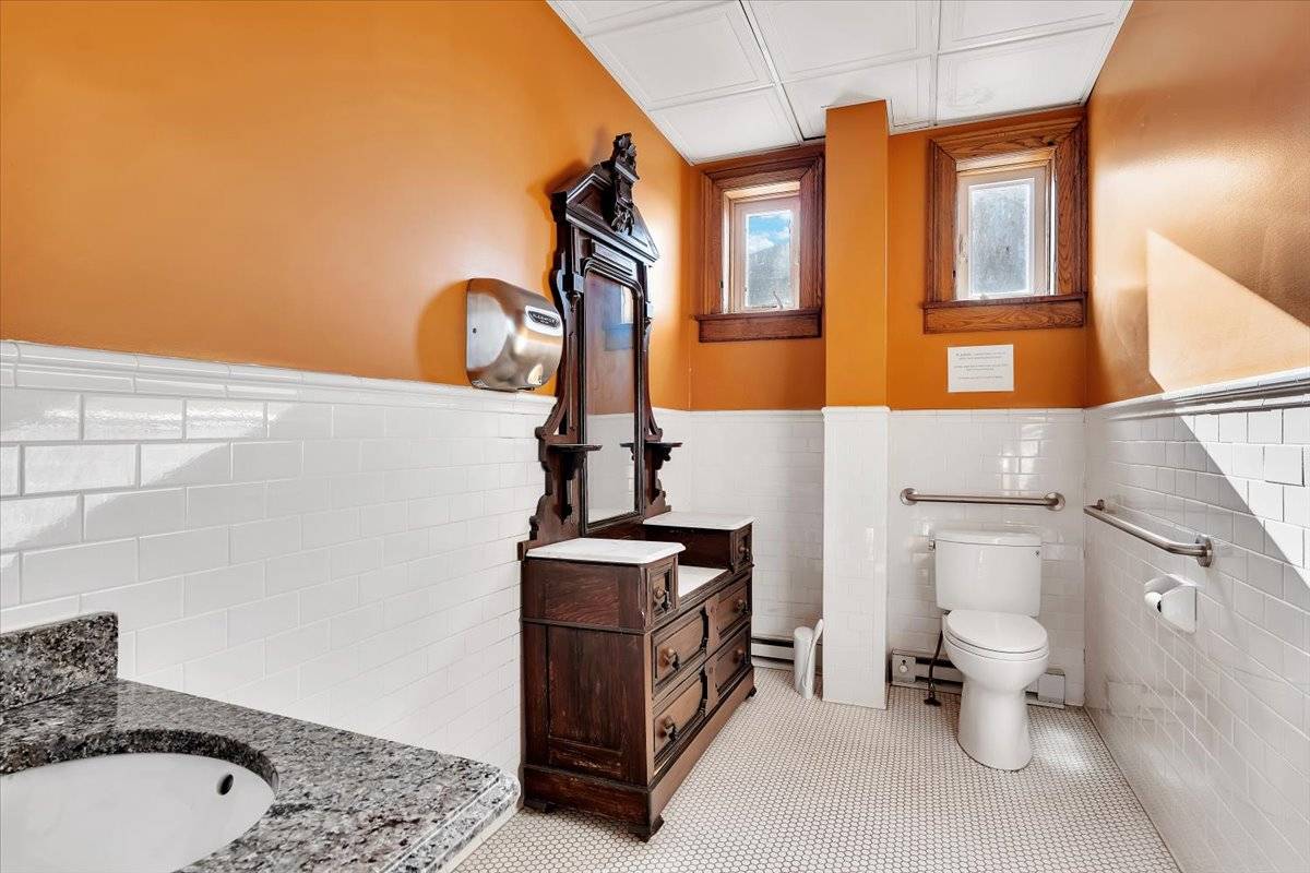 #14 photo, 29 W Fulton, Gloversville , NY 12078