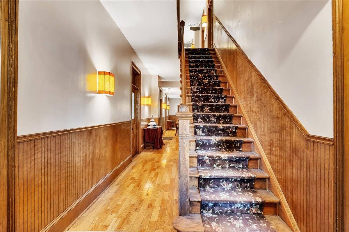 #6 photo, 29 W Fulton, Gloversville , NY 12078