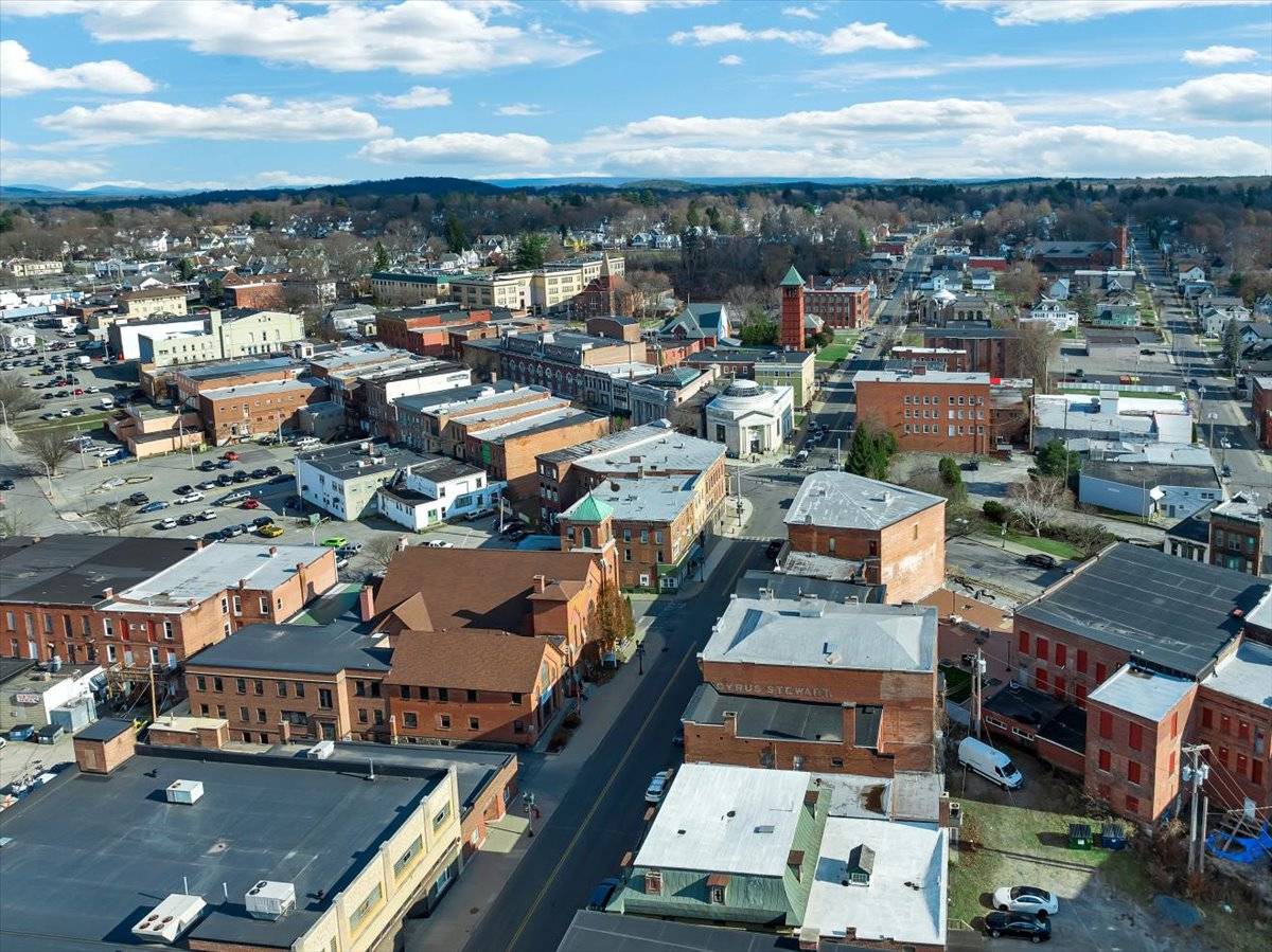 #11 photo, L1-4 S Main St, Gloversville , NY 12078