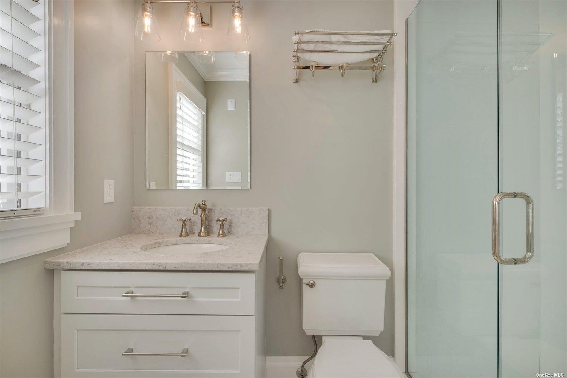 #19 photo, 165 Marine Place, サフォーク郡 Greenport , NY 11944