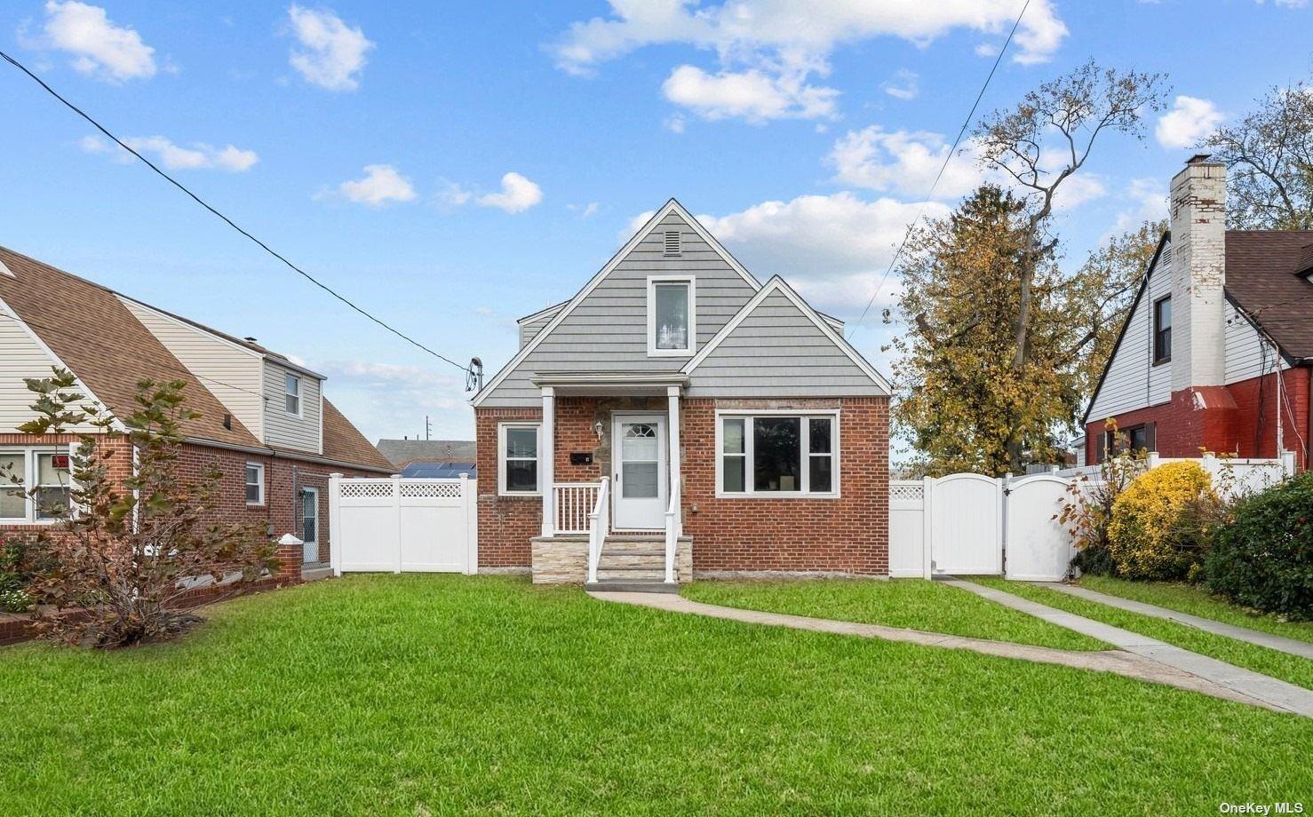 #1 photo, 8 Alden Avenue, 長島 Valley Stream , NY 11580