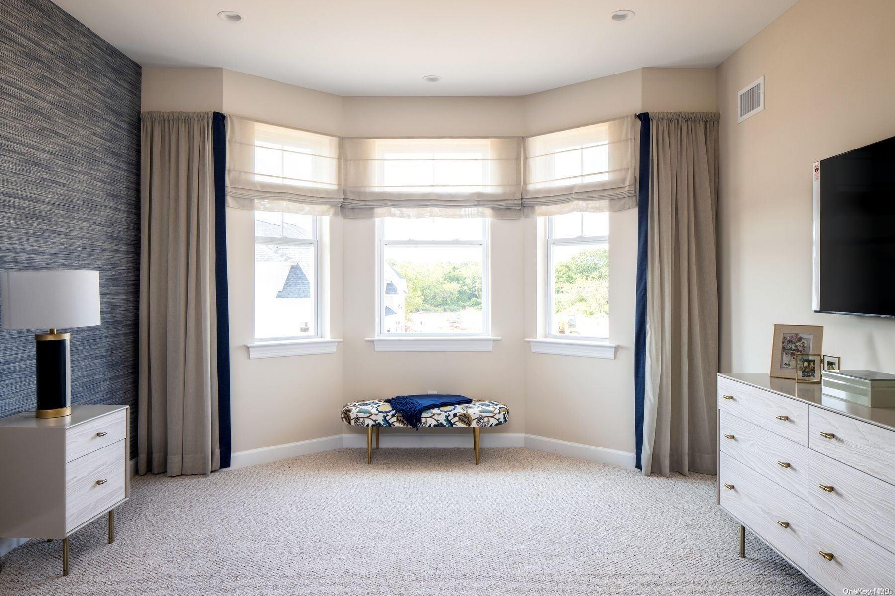 #14 photo, 1239 Old Nichols Road, Islandia , NY 11749