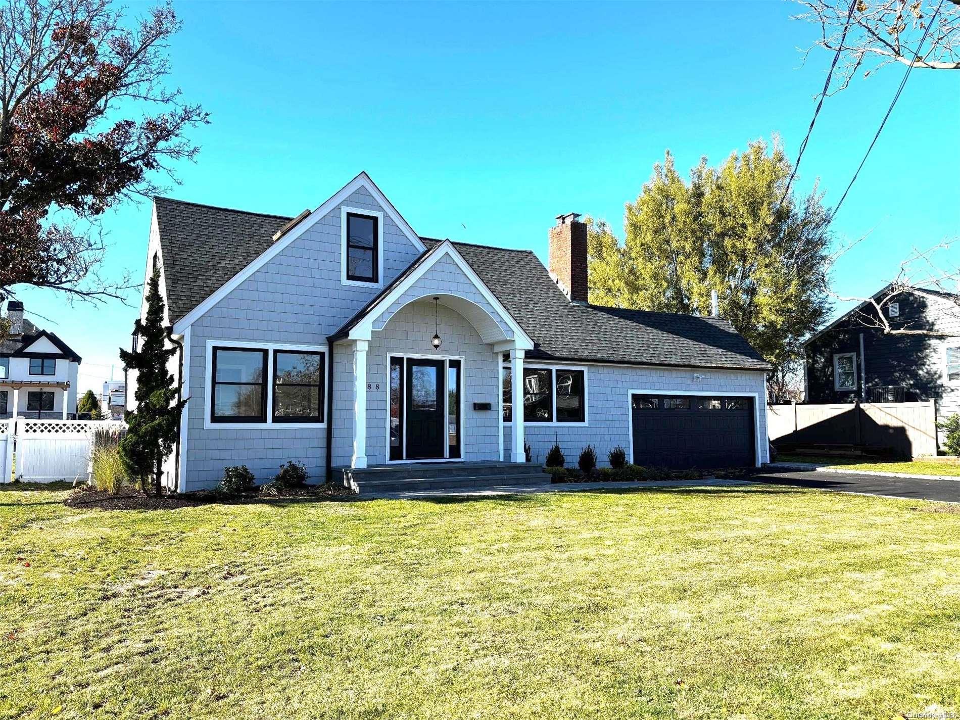 #1 photo, 188 Sequams Lane Cen, West Islip , NY 11795