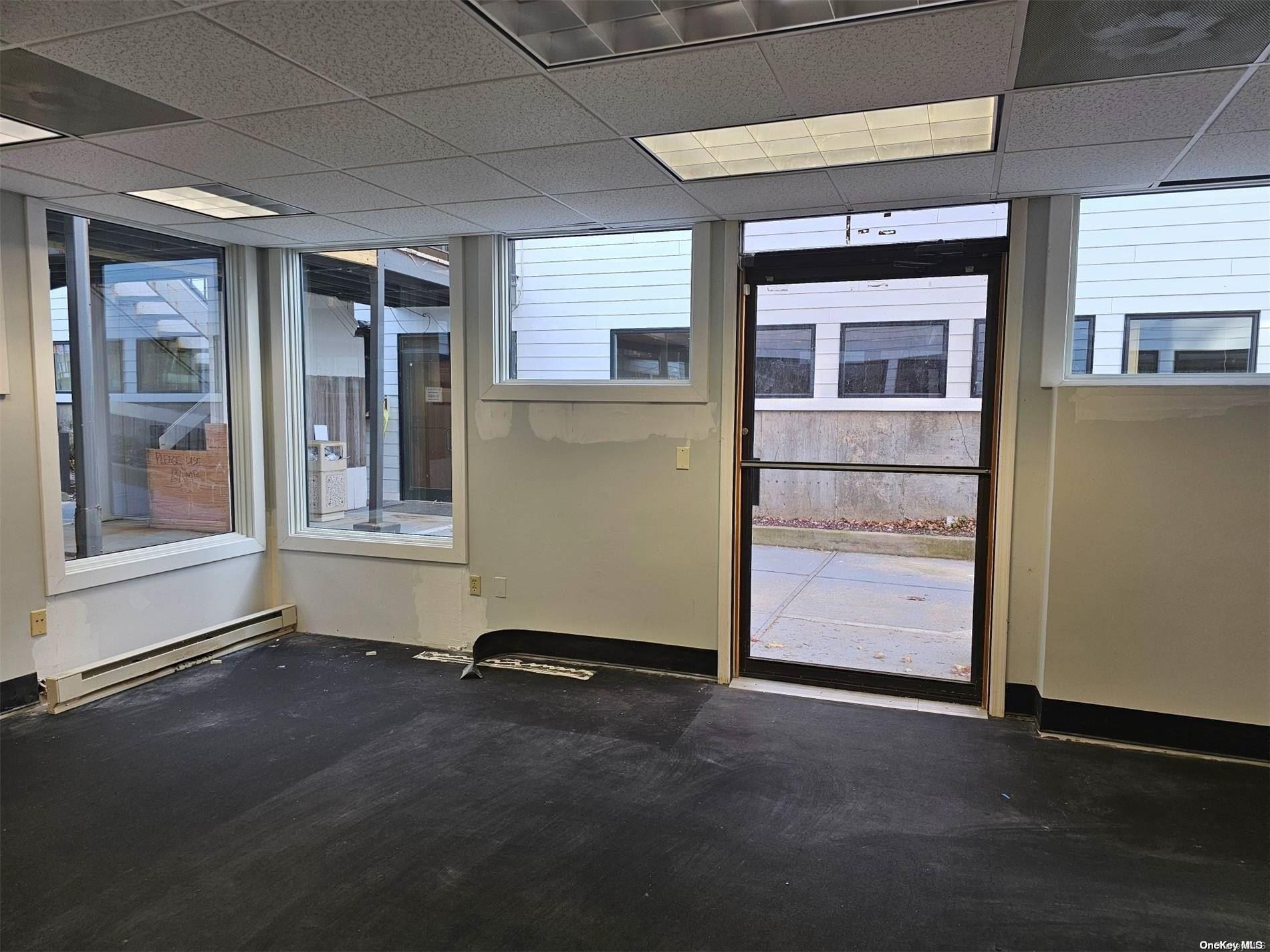 #12 photo, 152 E Main Unit A Street, サフォーク郡 Huntington , NY 11743