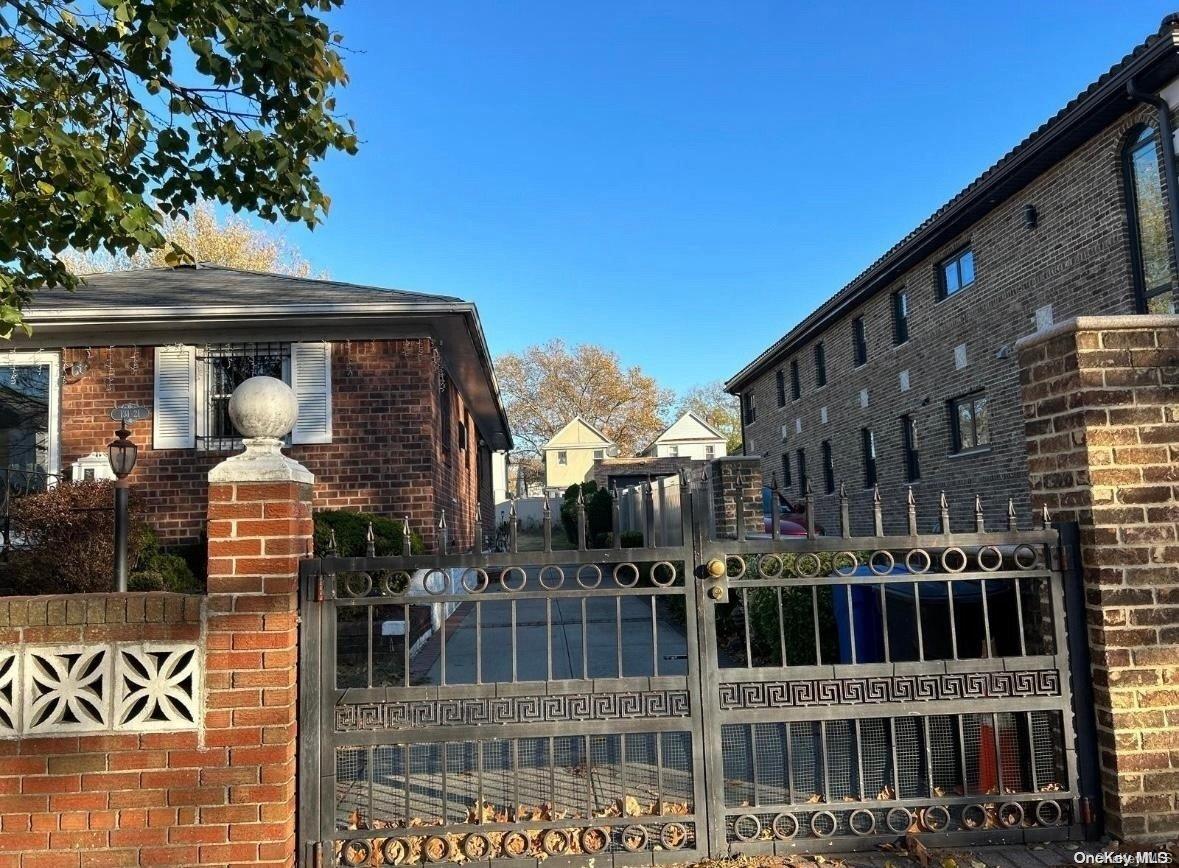 #5 photo, 131-21 133rd Street, South Ozone Park , NY 11420