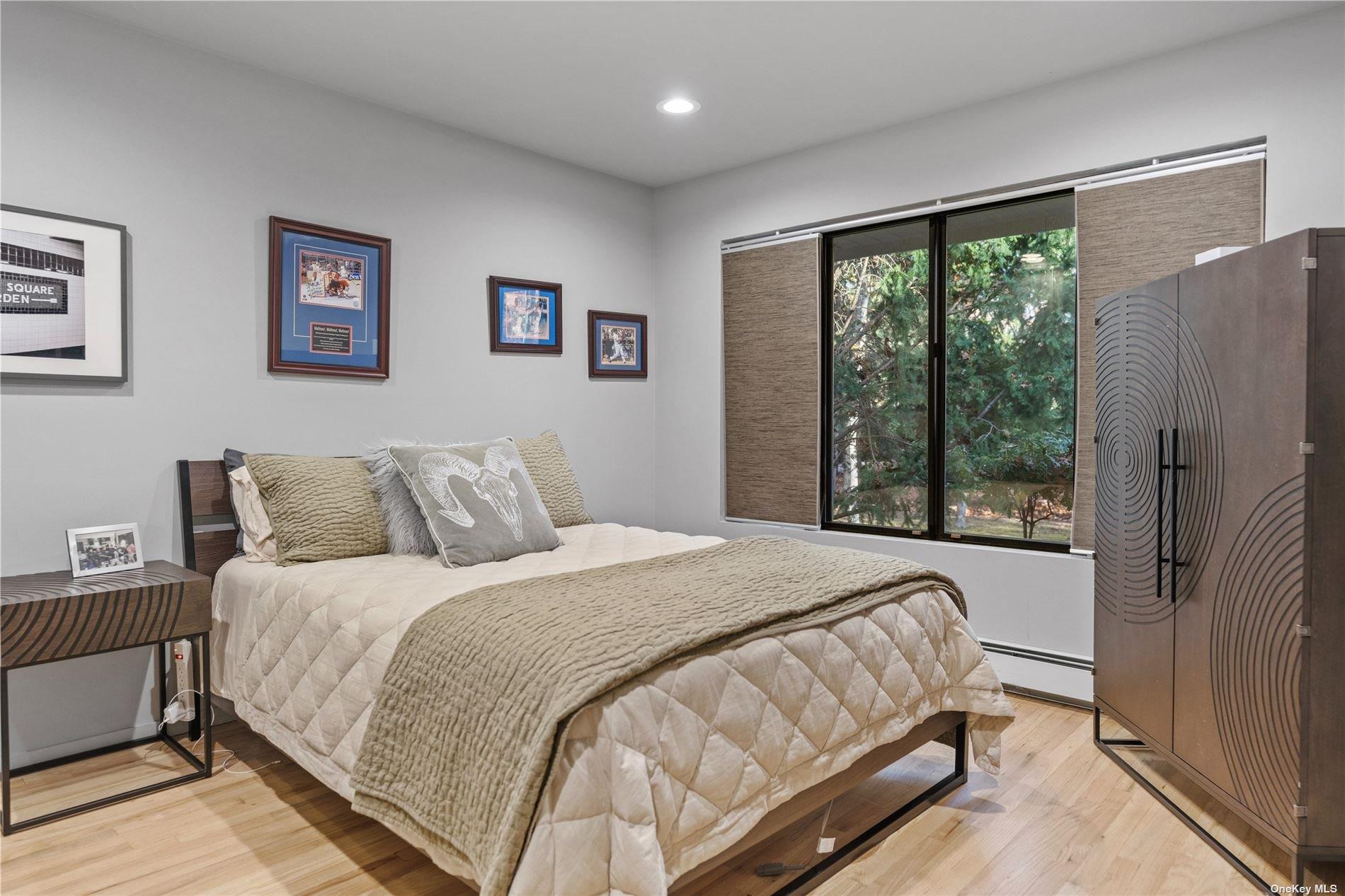 #11 photo, 25 N Quarter Road, サフォーク郡 Westhampton , NY 11977