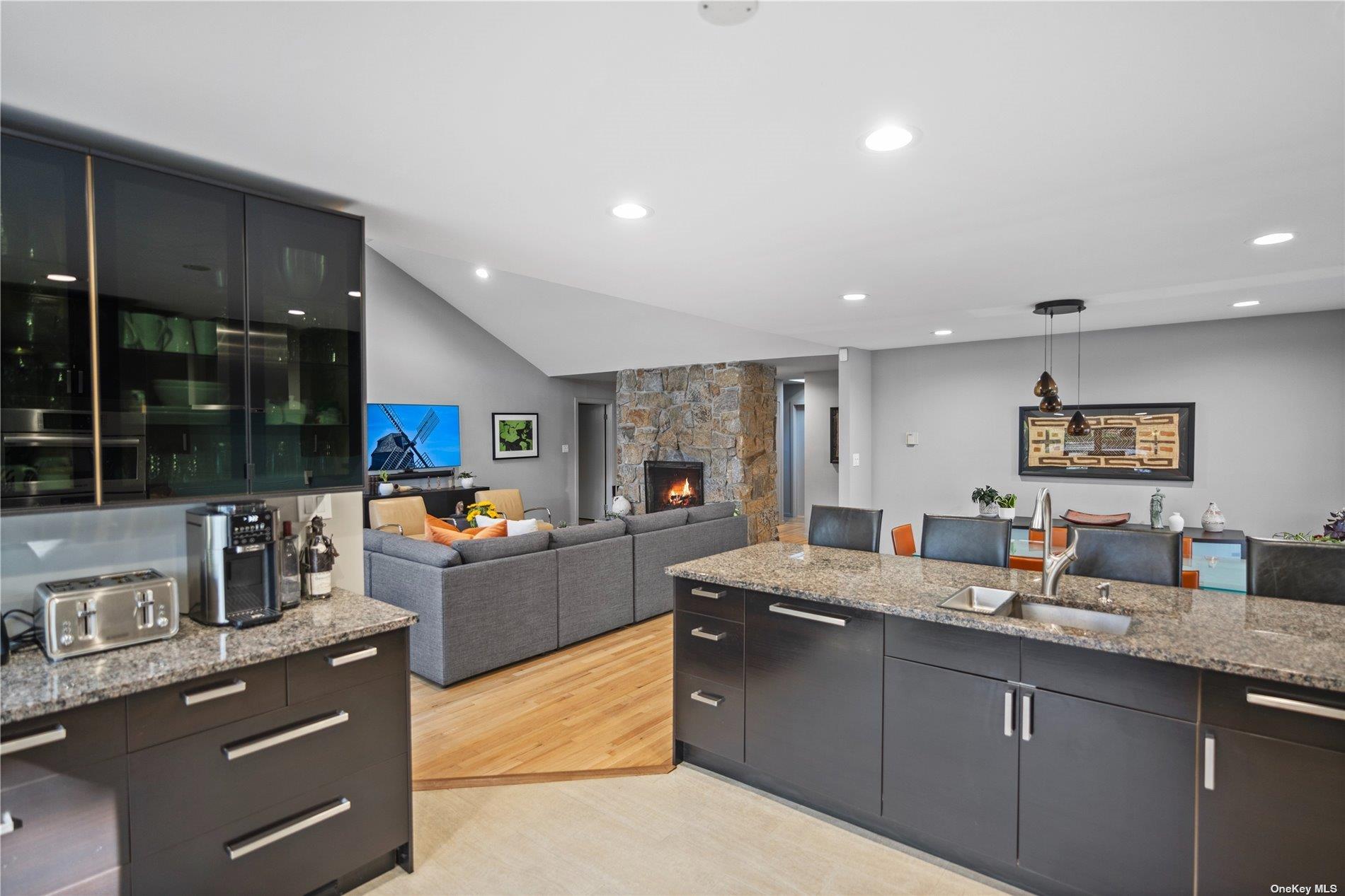 #8 photo, 25 N Quarter Road, サフォーク郡 Westhampton , NY 11977