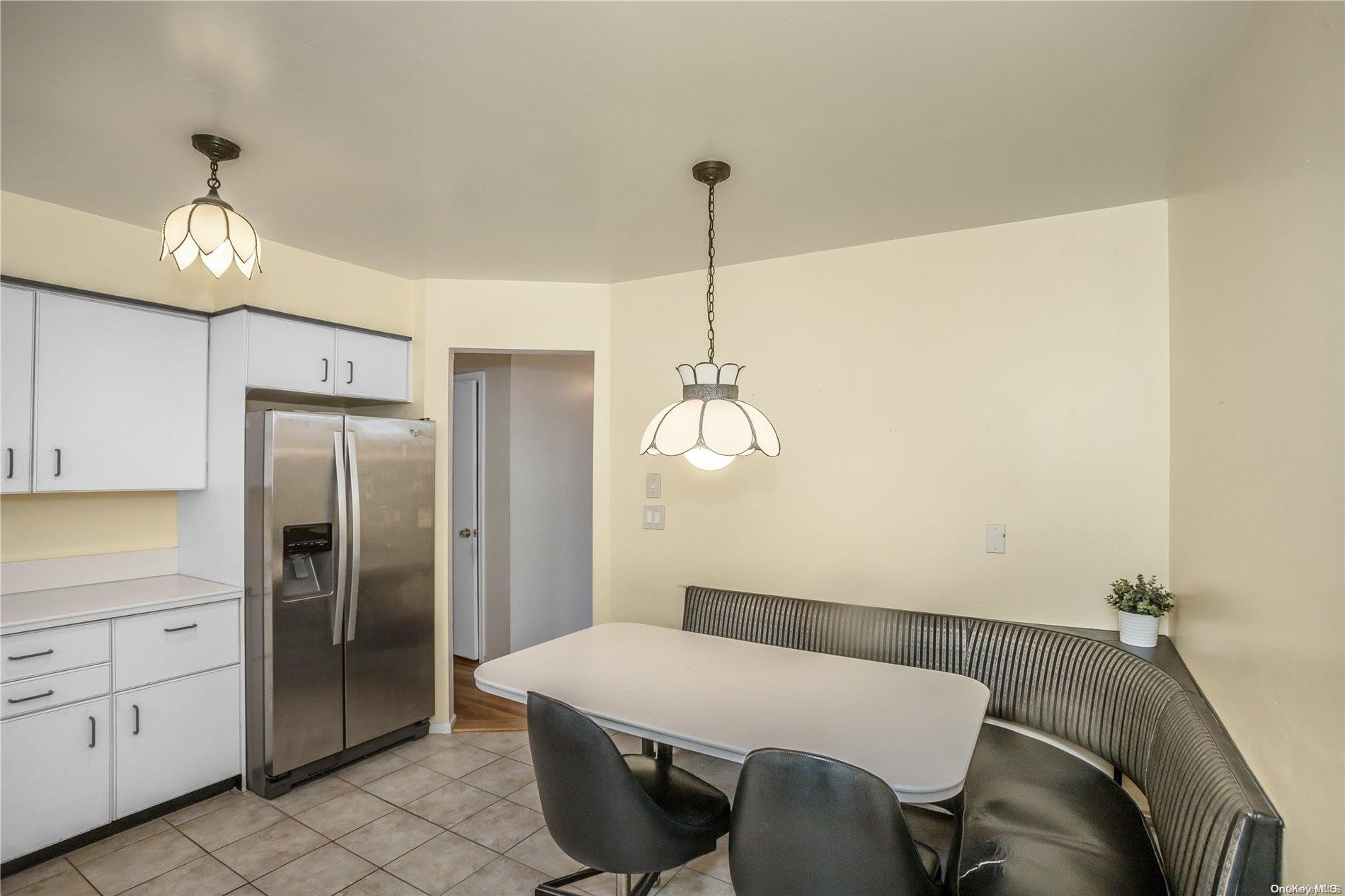 #12 photo, 159 Collins Avenue, Williston Park , NY 11596