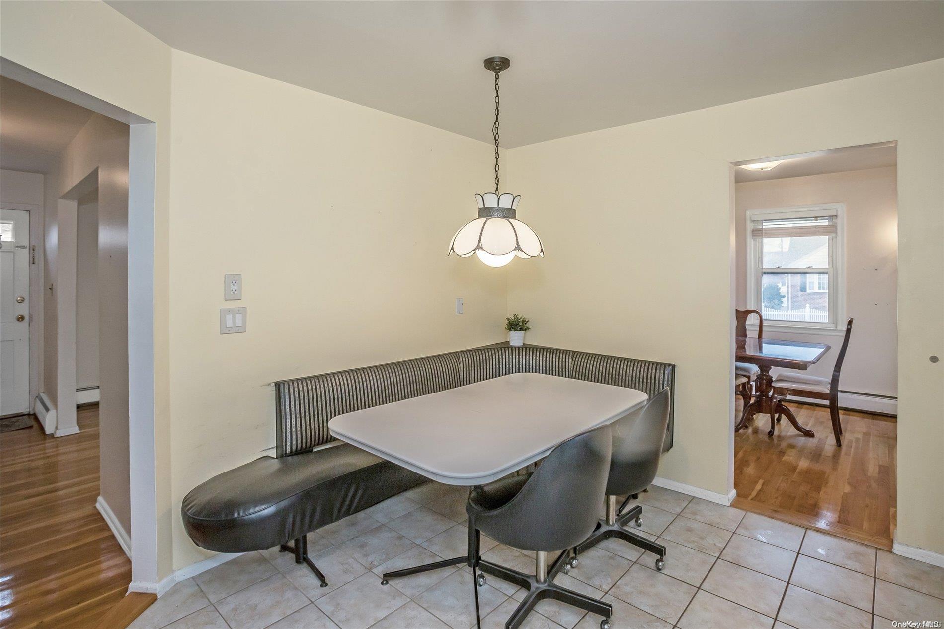 #13 photo, 159 Collins Avenue, Williston Park , NY 11596