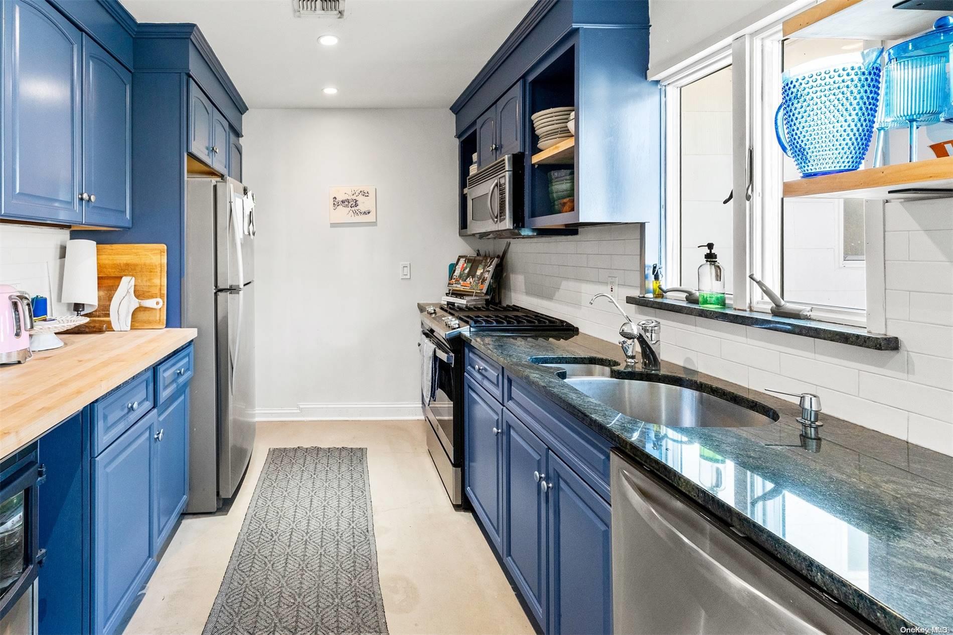 #9 photo, 24 Kirk Avenue, サフォーク郡 Montauk , NY 11954