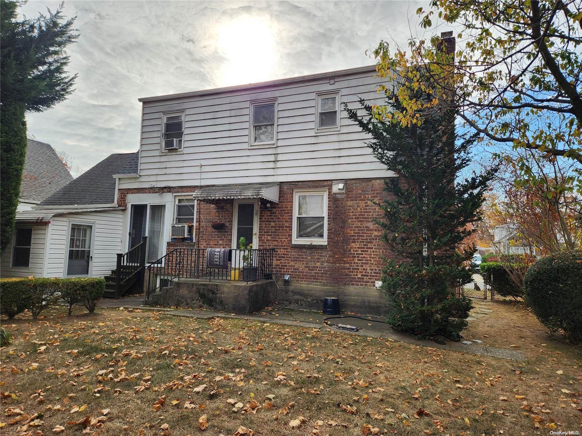 #2 photo, 27 Allen Street, ナッソー郡 Hempstead , NY 11550