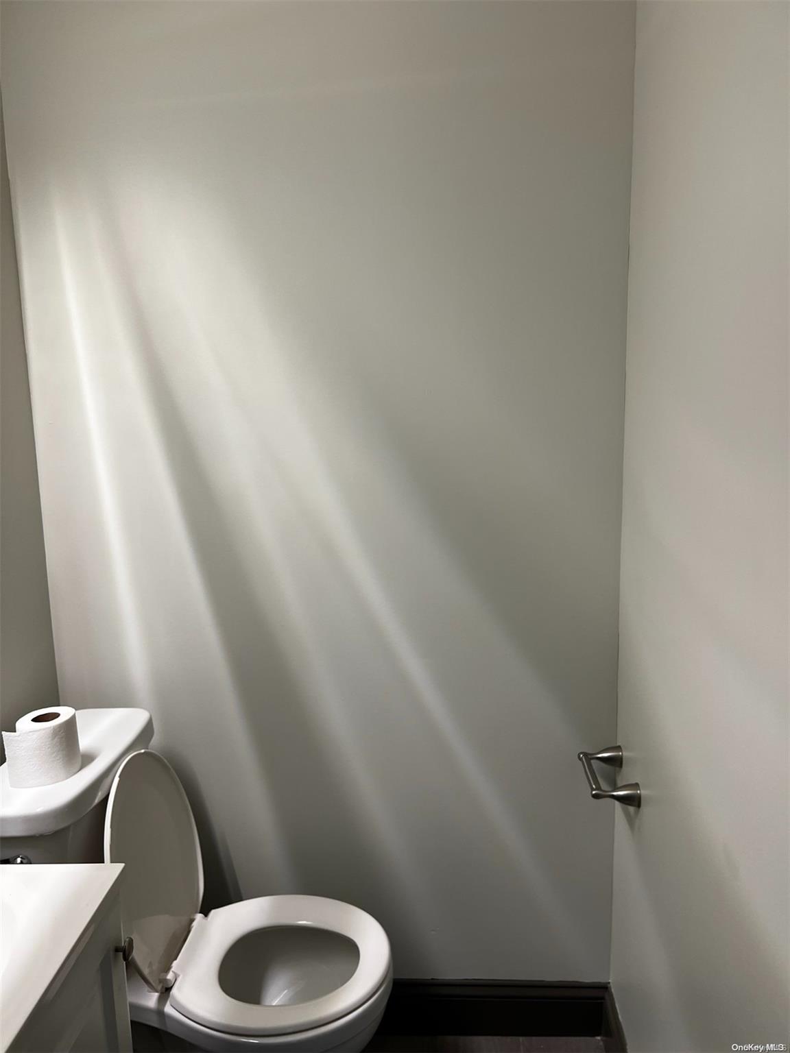 #3 photo, 510 S Franklin Street, ナッソー郡 Hempstead , NY 11550