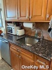 #15 photo, 18-05 215th Street, クイーンズ区 Bayside , NY 11360