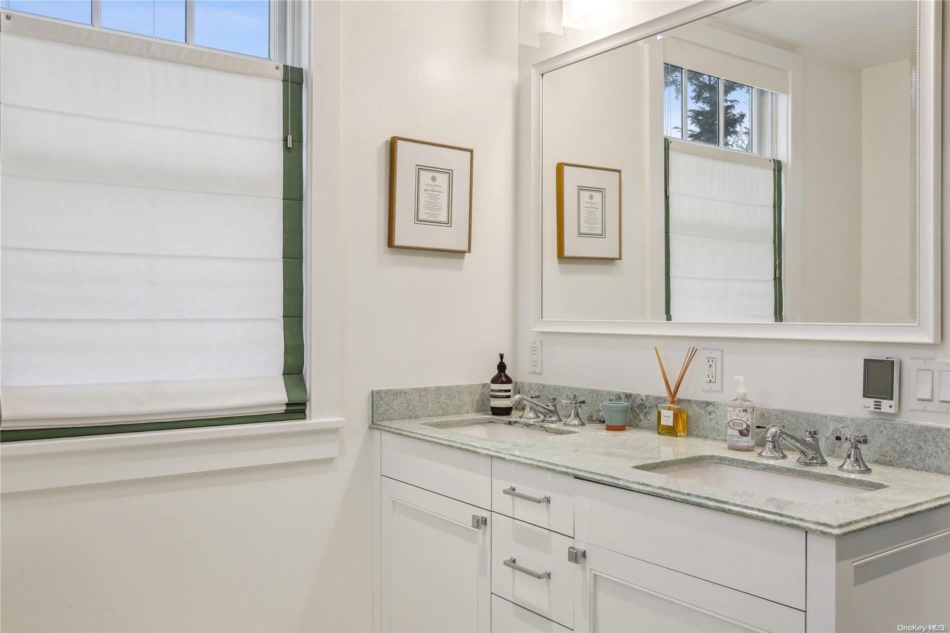 #12 photo, 18 Pleasant Avenue, サフォーク郡 Westhampton , NY 11977