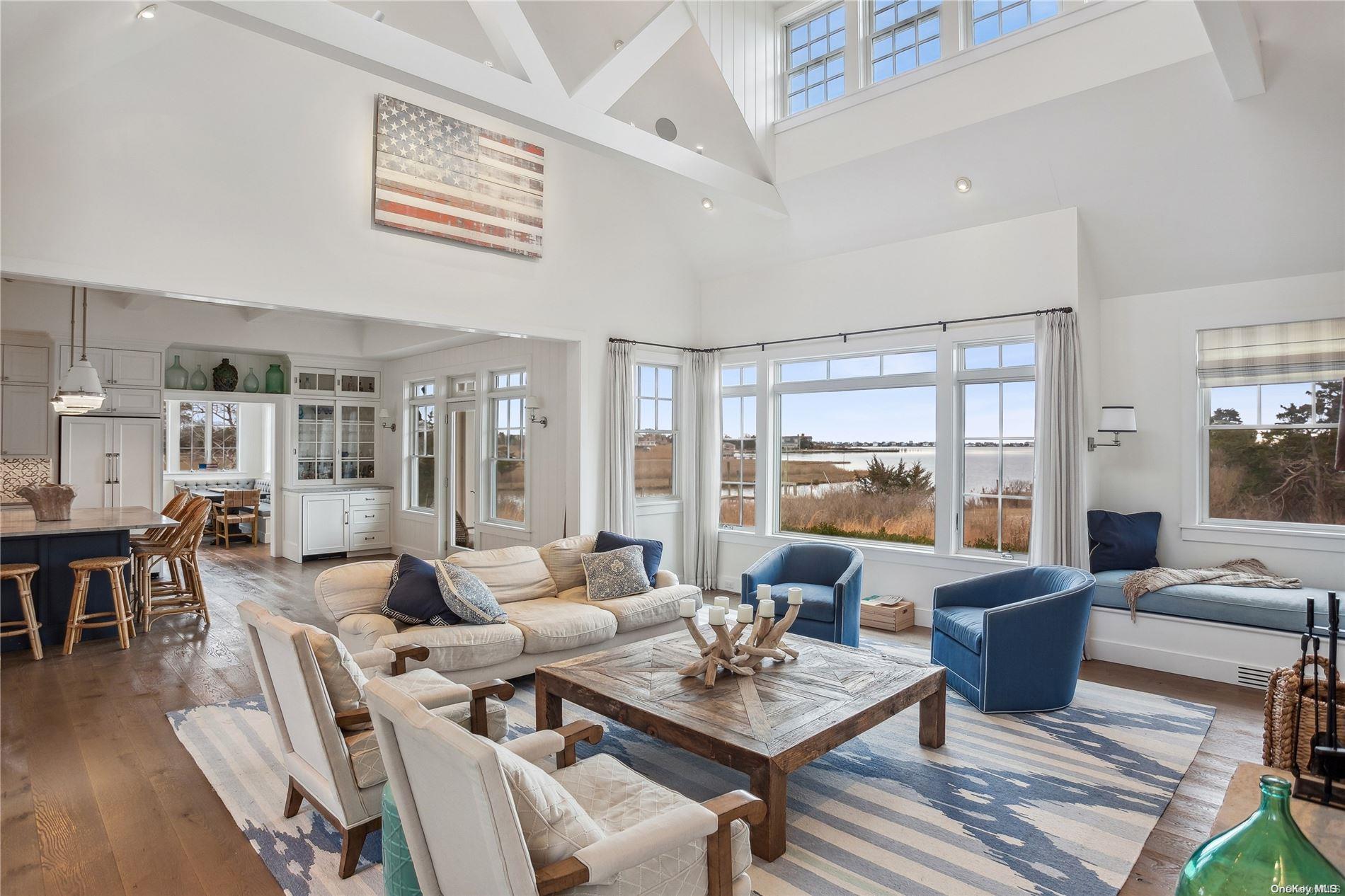 #3 photo, 18 Pleasant Avenue, サフォーク郡 Westhampton , NY 11977