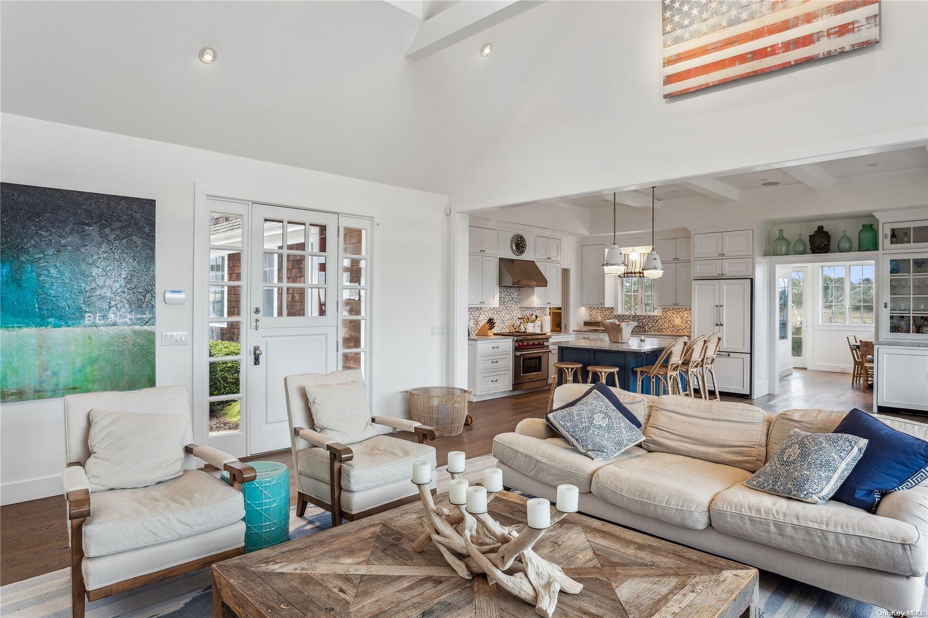 #8 photo, 18 Pleasant Avenue, サフォーク郡 Westhampton , NY 11977