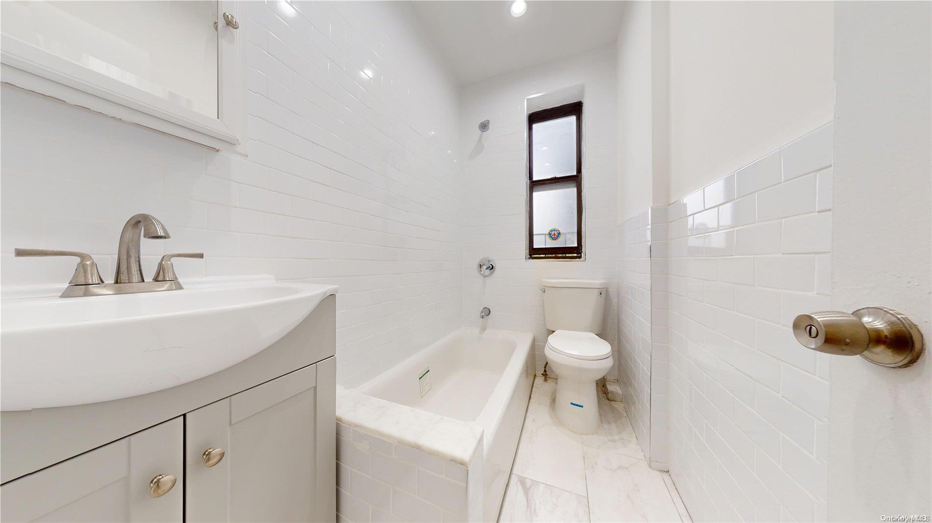 #11 photo, 7101 Colonial Road, Brooklyn , NY 11209
