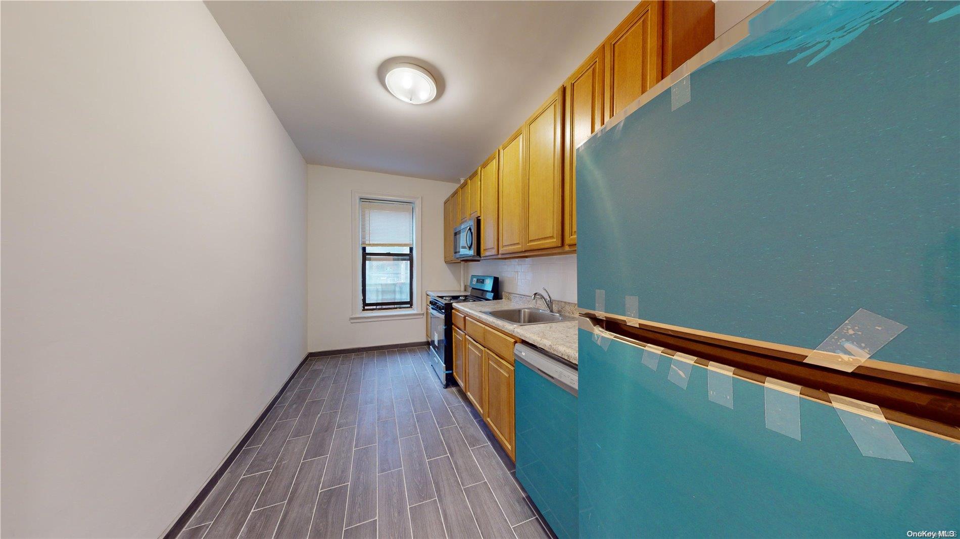 #8 photo, 7101 Colonial Road, Brooklyn , NY 11209